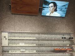 -MUJOSH木九十眼镜(月星环球港B1店)