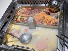 -海底捞火锅鲜切牛肉主题店(长寿路店)
