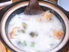 金牌皮蛋瘦肉粥-吴家·非遗淮扬小馆(镇江万达广场店)