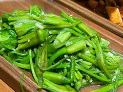 -隔壁老王·家常云南菜(皇冠店)