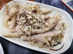 沙姜鸡脚-黄师奶甜品店