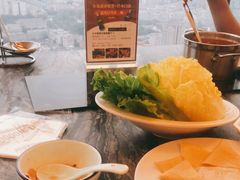 -云中捞高空旋转餐厅(商茂世纪广场店)