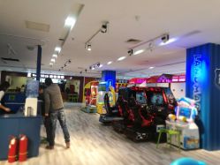 -Land Mark蓝马乐园(华联武夷购物中心店)