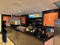 -怡咖啡海鲜自助餐厅(浦东香格里拉店)