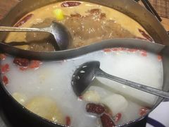 -蒙肥羊·酸汤潮牛·鲜牛肉火锅烤肉自助(岗顶店)