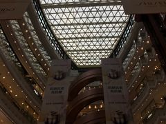 -新世界大丸百货