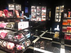 -Victoria's Secret(杭州湖滨银泰in77店)