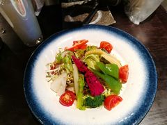 健康沙拉-一豚轩·烧鸟·豚骨拉面(五四路店)