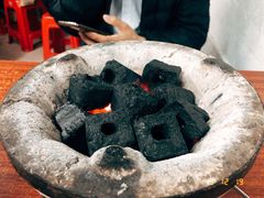 炭炉骟鸡煲-威邵鸡煲(西华路总店)