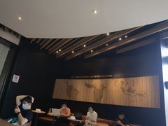 -星巴克臻选(莘庄仲盛店)