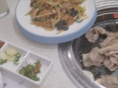 -韩香福烤肉庄园(荣成店)