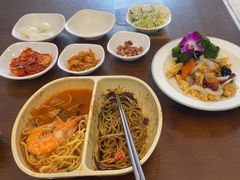 -贵宾庄炸酱面·韩式料理(高区店)