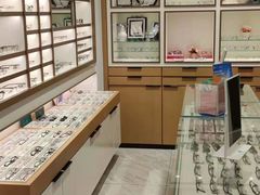 -宝岛眼镜·星创视光中心(金桥店)