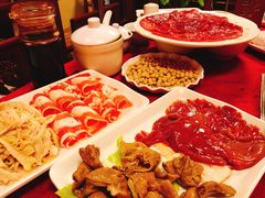 -山城年华老火锅(玉林店)