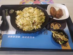 -老娘舅餐厅(黄龙体育中心店)