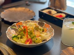 -铭牛烧肉·和牛海鲜自助(高新月牙湖店)