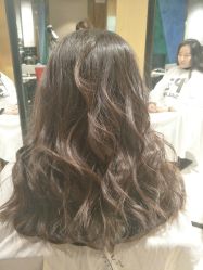 -PE SALON