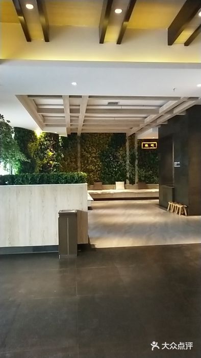 悦龙宾馆洗浴中心