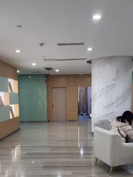 -重庆联合丽格美容医院