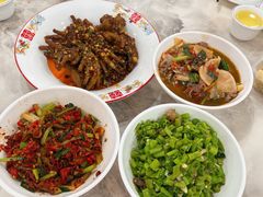 -红色湘菜馆(春风店)
