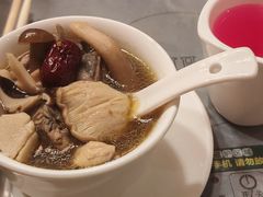 -慢丽江·云南野生菌土鸡锅(付家庄店)