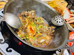 -茸梅路右拐龙虾-农家菜(松江店)