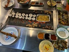 -马路牙子烧烤音乐酒馆(望京店)