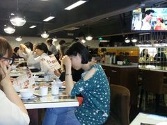 -新大咀港式茶餐厅(宝山万达店)