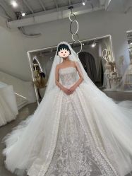 -艾米丽婚纱礼服