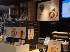 -麦当劳(外高桥DT店)