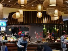 -齐河孔雀王温泉酒店·金孔雀自助百汇
