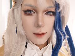 -米游妙妙屋cosplay换装自拍摄影体验馆