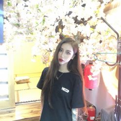 -AYO SALON