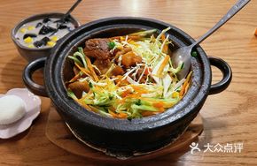 Sichuan BBQ Stone Pot Rice Bowl