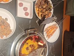 -魁牛·潮汕牛肉自助火锅(沈辽路万达店)
