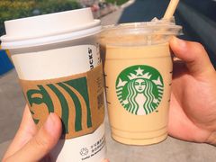 -星巴克(济南美莲广场店)