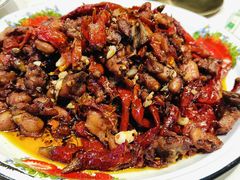-沙枣树辣子鸡•新疆家常菜(喀什西路店)