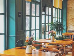 靠窗位-SEN CASTLE城堡西餐(创意设计中心店)