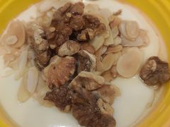 -满记甜品(巴黎春天宝山店)