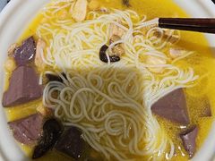 -文山荷鲜居(翠湖店)