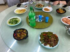 -双月饭店·20年老字号(新村店)