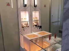 -上海滴水湖皇冠假日酒店