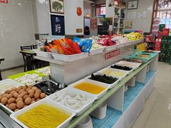-荣吉招牌自助骨头锅(顾乡店)