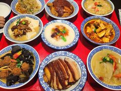 -蓝田九大碗民俗食府(蓝田店)