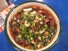 -马路边边串串香形象店(磐石路店)