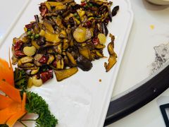 -原林野山菌火锅·炒菌(关上野生菌一条街店)