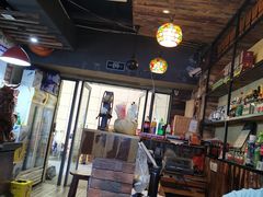 -陆记牛庄·碳锅龙虾烧烤(爱上花园店)