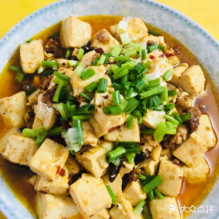 正宗家常麻婆豆腐，有盐有味，很下饭。