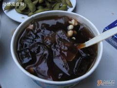 一块钱的冰粉很解辣-三哥田螺(北书院街店)