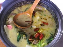 -周鱼小馆石锅酸菜鱼(活力汇店)